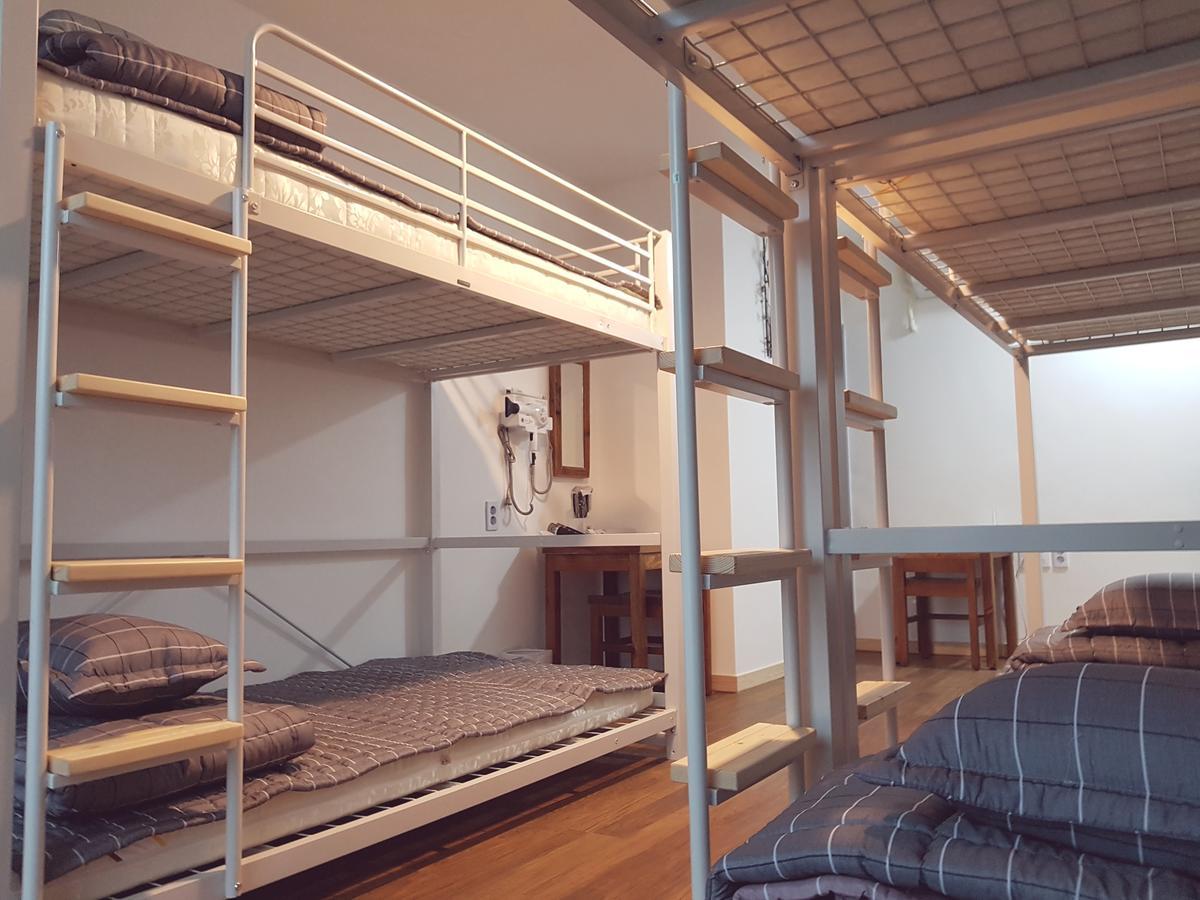 For You Hostel Йосу Екстериор снимка
