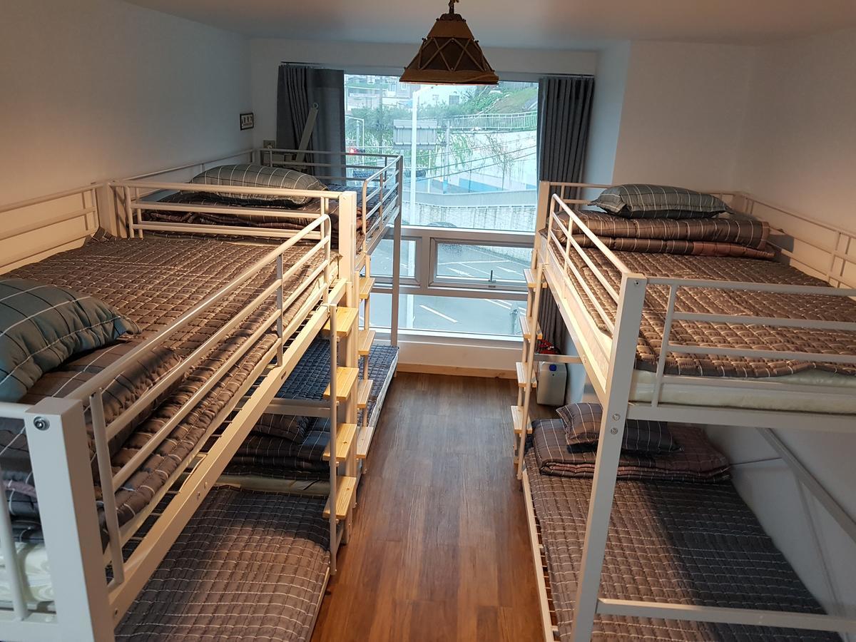 For You Hostel Йосу Екстериор снимка