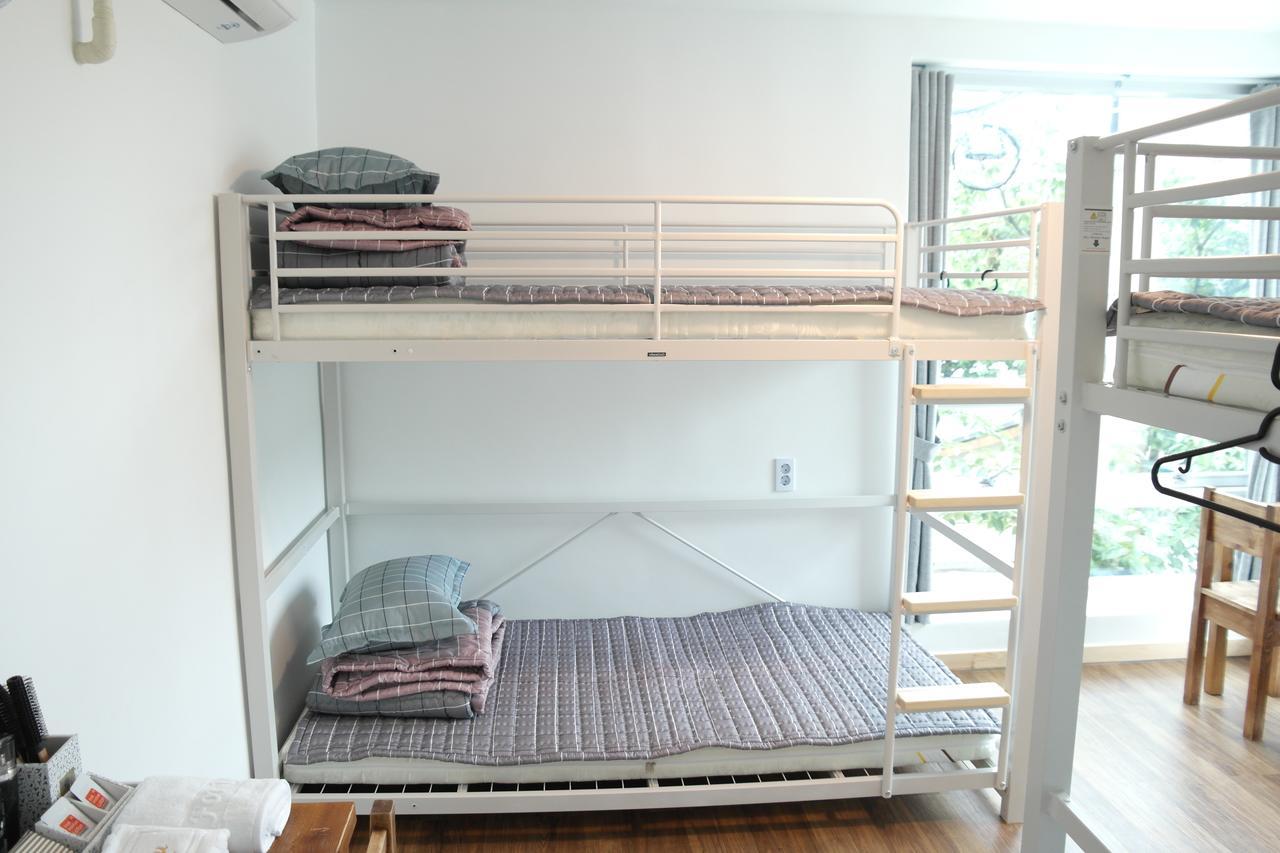 For You Hostel Йосу Екстериор снимка