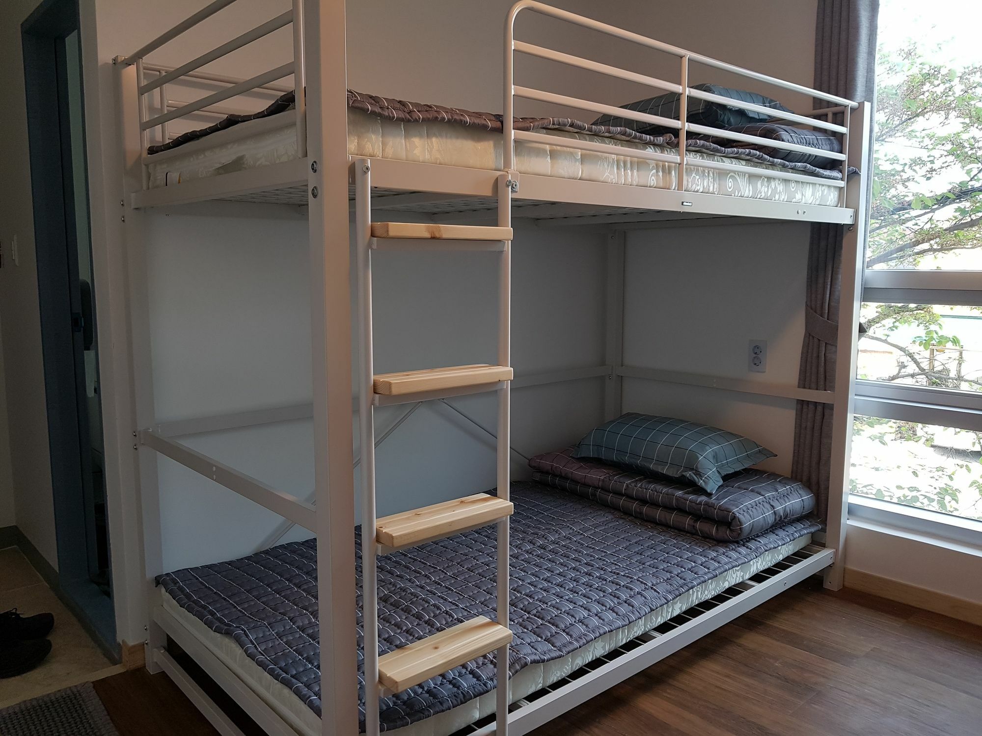 For You Hostel Йосу Екстериор снимка